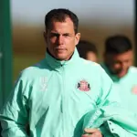 Regis Le Bris Sebut Skuad Sunderland Bertekad Bangkit dari Krisis