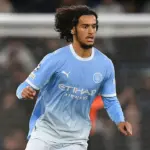 Rio Ferdinand Sesalkan Kegagalan MU Rekrut Ayyoub Bouaddi