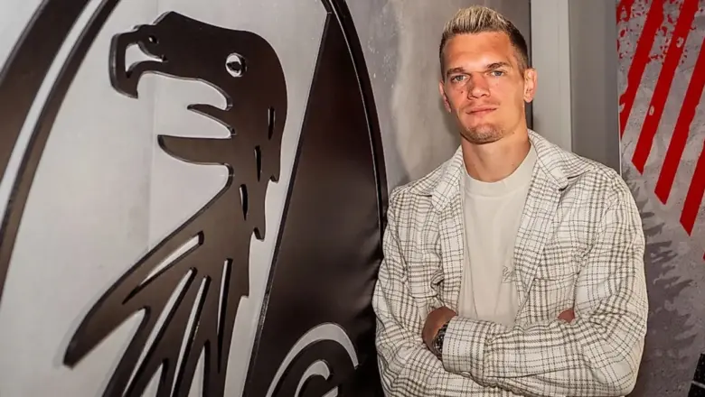 SC Freiburg Resmi Umumkan Perpanjang Kontrak Matthias Ginter