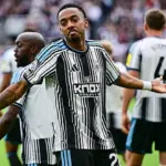 Tak Beri Kontrak Baru, Newcastle United Siap Jual Joe Willock di Januari