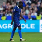 Usai Diusir Wasit pada Laga Lawan Italia, Dayot Upamecano Kembali ke Bayern