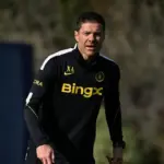 Xabi Alonso Beberkan Perkembangan Cedera Jamie Gittens dan Emanuel Emegha